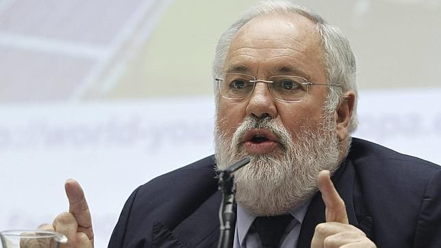 Cañete se ducha con agua fría